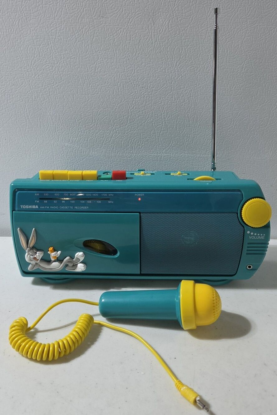 Vintage Toshiba LT 400 Bug AM/FM Radio Cassette Recorder NIB